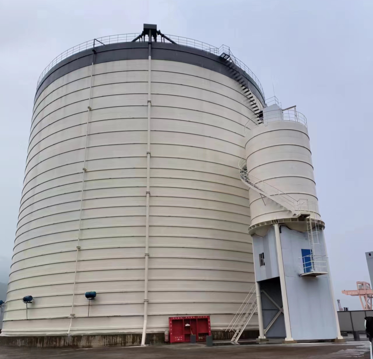 凌源10万吨水泥钢板库